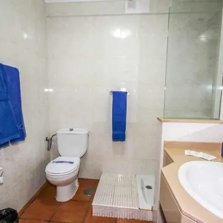 Апартаменти Arpones 5 *