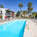 Arpones 5 Apartment *
